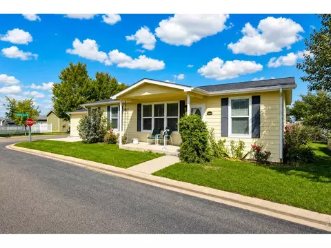 Exterior - 7900 Mountain View Dr, Frederick, CO 80530 photo 2 of 9