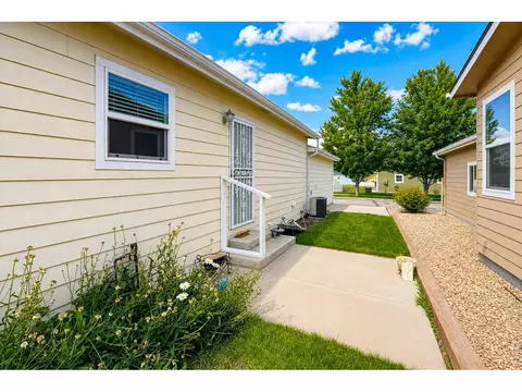 Exterior - 7900 Mountain View Dr, Frederick, CO 80530 photo 7 of 9