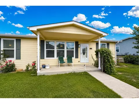 Exterior - 7900 Mountain View Dr, Frederick, CO 80530 photo 3 of 9