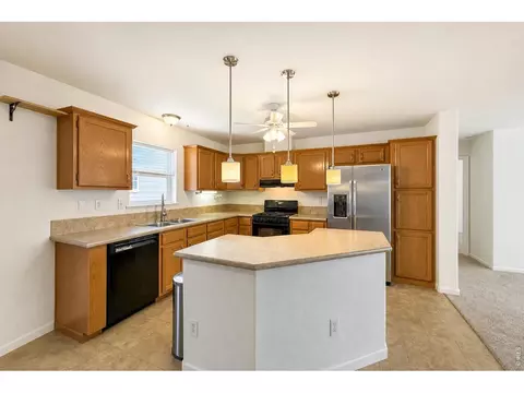 Kitchen - 7900 Mountain View Dr, Frederick, CO 80530 photo 2 of 6