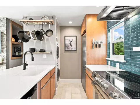Kitchen - 3025 Broadway St #10, Boulder, CO 80304 photo 2 of 9