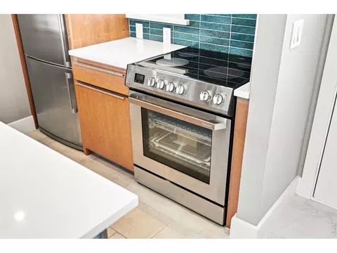 Kitchen - 3025 Broadway St #10, Boulder, CO 80304 photo 7 of 9