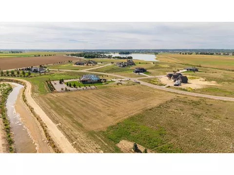 32791 Eagleview Dr, Greeley, CO 80631 photo 2