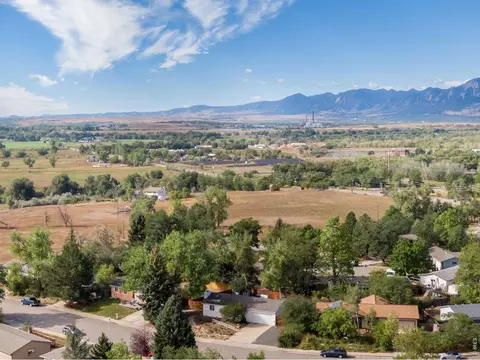 View/Area - 7618 Aberdeen Way, Boulder, CO 80301 photo 6 of 8