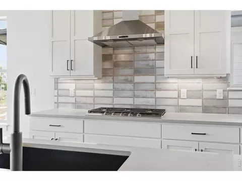 Kitchen - 8463 Annapolis Dr, Windsor, CO 80528 photo 2 of 4
