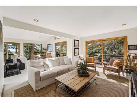 Living - 2626 Crestridge Ct, Boulder, CO 80302 photo 4 of 6