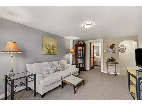 Living - 1125 Maxwell Ave, Boulder, CO 80304 photo 4 of 5