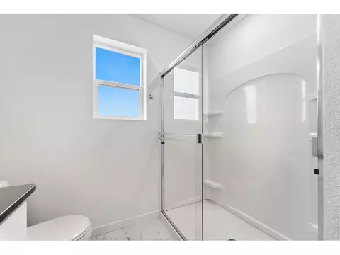 Bath - 4025 Hewlett St, Evans, CO 80620 photo 5 of 5