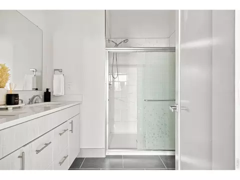 Bath - 14956 E Hampden Ave, Aurora, CO 80014 photo 2 of 7