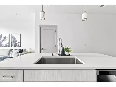 Kitchen - 14956 E Hampden Ave, Aurora, CO 80014 photo 6 of 11