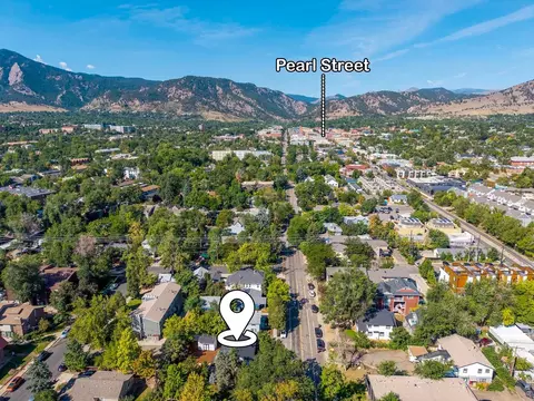 View/Area - 2328 Walnut St, Boulder, CO 80302 photo 3 of 7