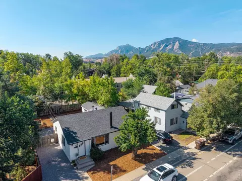 View/Area - 2328 Walnut St, Boulder, CO 80302 photo 7 of 7