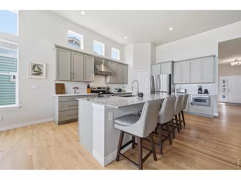 Kitchen - 19085 W 94th Ave, Arvada, CO 80007 photo 2 of 3