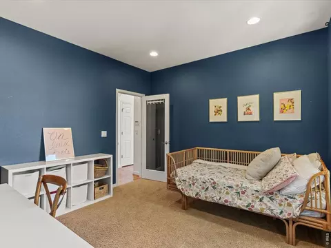 Bedroom - 2215 Creekside Dr, Longmont, CO 80504 photo 9 of 9