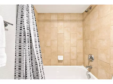 Bath - 2830 E College Ave #306, Boulder, CO 80303 photo 3 of 4