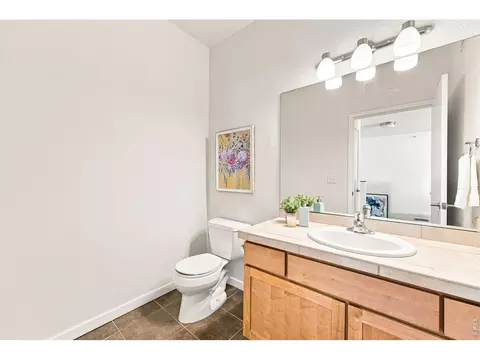 Bath - 2830 E College Ave #306, Boulder, CO 80303 photo 1 of 4