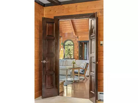 Entry Way - 459 Streamside Dr, Glen Haven, CO 80532 photo 3 of 4