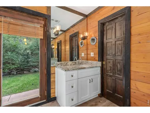 Bath - 459 Streamside Dr, Glen Haven, CO 80532 photo 1 of 5