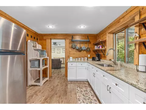 Kitchen - 459 Streamside Dr, Glen Haven, CO 80532 photo 2 of 4