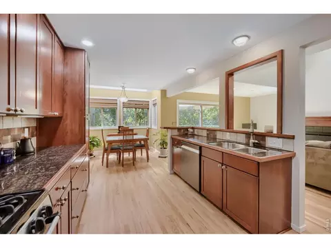 Kitchen - 2710 Winding Trail Dr, Boulder, CO 80304 photo 2 of 3