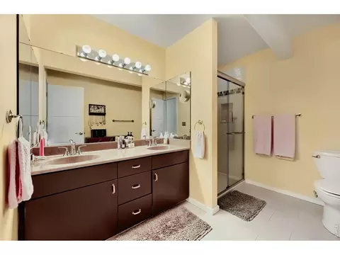 Bath - 2710 Winding Trail Dr, Boulder, CO 80304 photo 2 of 3