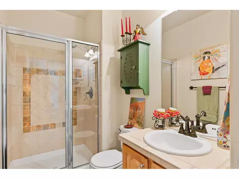 Bath - 122 Peregrine Ln, Lyons, CO 80540 photo 1 of 3