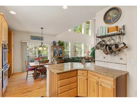Kitchen - 122 Peregrine Ln, Lyons, CO 80540 photo 2 of 4