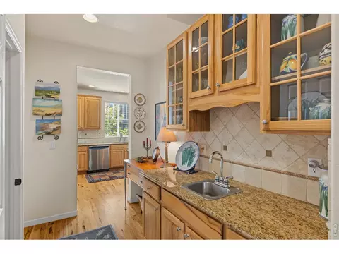 Kitchen - 122 Peregrine Ln, Lyons, CO 80540 photo 3 of 4