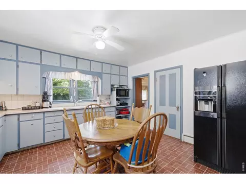 Kitchen - 29 Walnut St, Windsor, CO 80550 photo 5 of 6