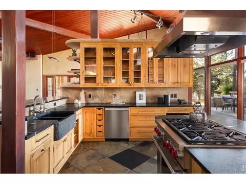 Kitchen - 1530 Timber Ln, Boulder, CO 80304 photo 3 of 3