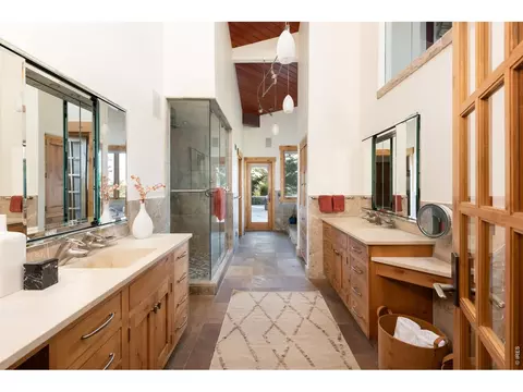 Bath - 1530 Timber Ln, Boulder, CO 80304 photo 1 of 4