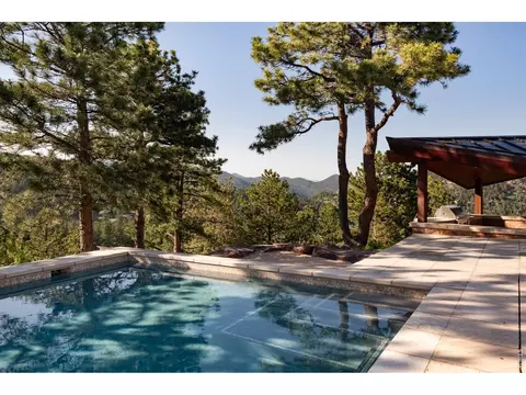 Exterior - 1530 Timber Ln, Boulder, CO 80304 photo 5 of 11