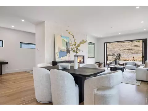 Dining - 5354 2nd St, Boulder, CO 80304 photo 1 of 2