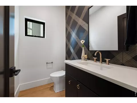 Bath - 5354 2nd St, Boulder, CO 80304 photo 4 of 4