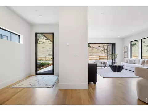 Entry Way - 5354 2nd St, Boulder, CO 80304 photo 1 of 4