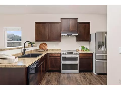 Kitchen - 973 Ranchhand Dr, Berthoud, CO 80513 photo 2 of 3