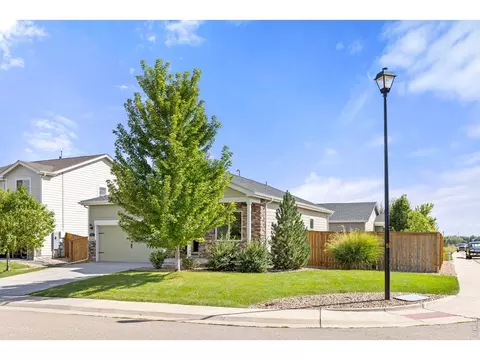 Exterior - 973 Ranchhand Dr, Berthoud, CO 80513 photo 2 of 10
