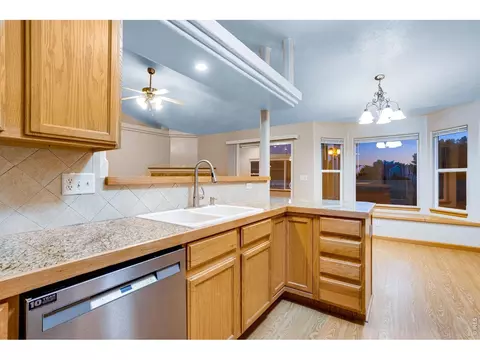 Kitchen - 149 Beacon Way, Windsor, CO 80550 photo 5 of 6