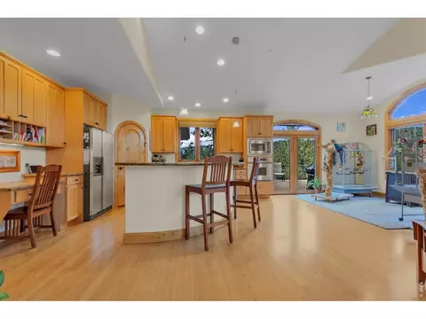 Kitchen - 165 Bison Dr, Boulder, CO 80302 photo 7 of 7