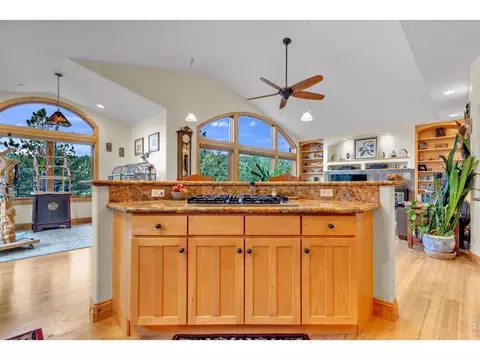 Kitchen - 165 Bison Dr, Boulder, CO 80302 photo 2 of 7