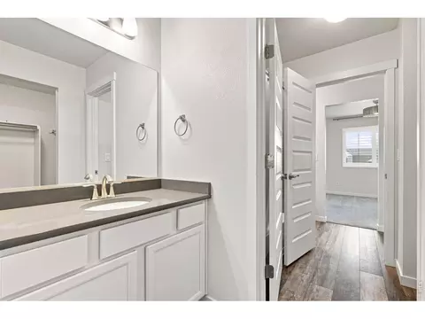 Bath - 1123 Ibex Dr, Severance, CO 80550 photo 5 of 7
