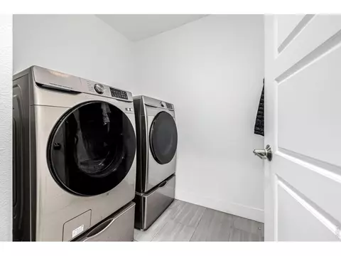 Other - 6820 E Lowry Blvd, Denver, CO 80230 photo 3 of 9