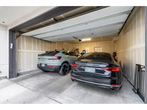 Exterior - 6820 E Lowry Blvd, Denver, CO 80230 photo 10 of 13