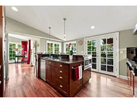 Kitchen - 15 Arrowleaf Ct, Boulder, CO 80304 photo 4 of 5