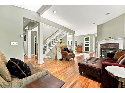 Living - 15 Arrowleaf Ct, Boulder, CO 80304 photo 4 of 7