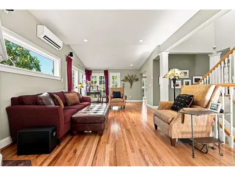 Living - 15 Arrowleaf Ct, Boulder, CO 80304 photo 5 of 7