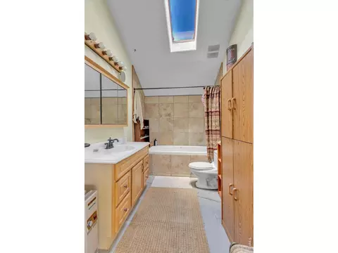 Bath - 3723 Blue Mountain Trl, Lyons, CO 80540 photo 1 of 1