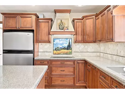 Kitchen - 1331 Ruby Way, Longmont, CO 80504 photo 5 of 5