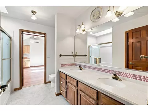 Bath - 1331 Ruby Way, Longmont, CO 80504 photo 3 of 4
