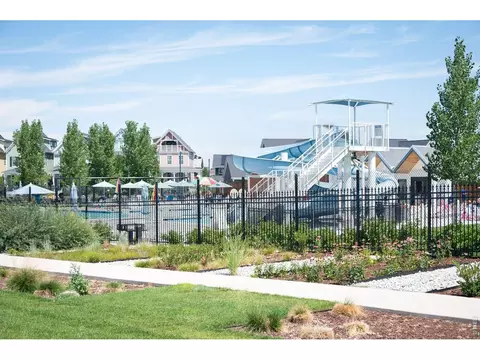 Exterior - 7945 E Prairie Meadow Dr, Denver, CO 80238 photo 6 of 7